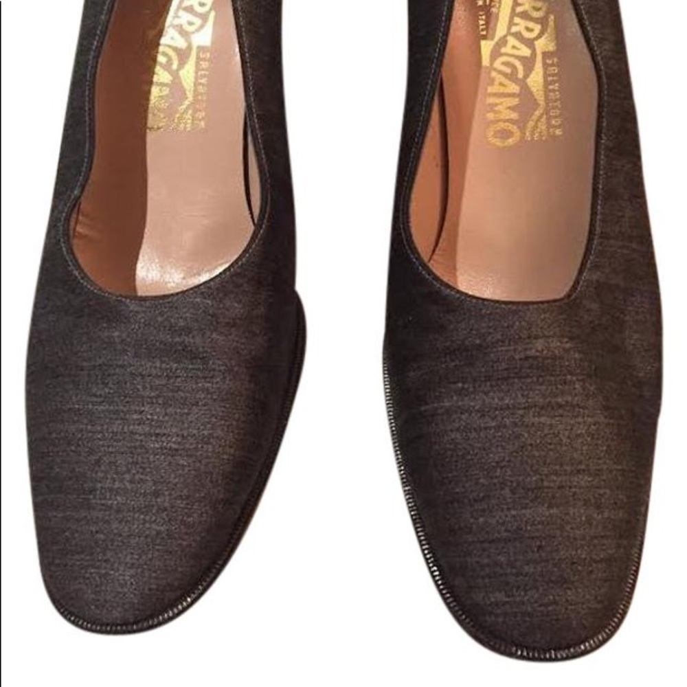 Salvatore Ferragamo Grey Block Heels Size 6.5